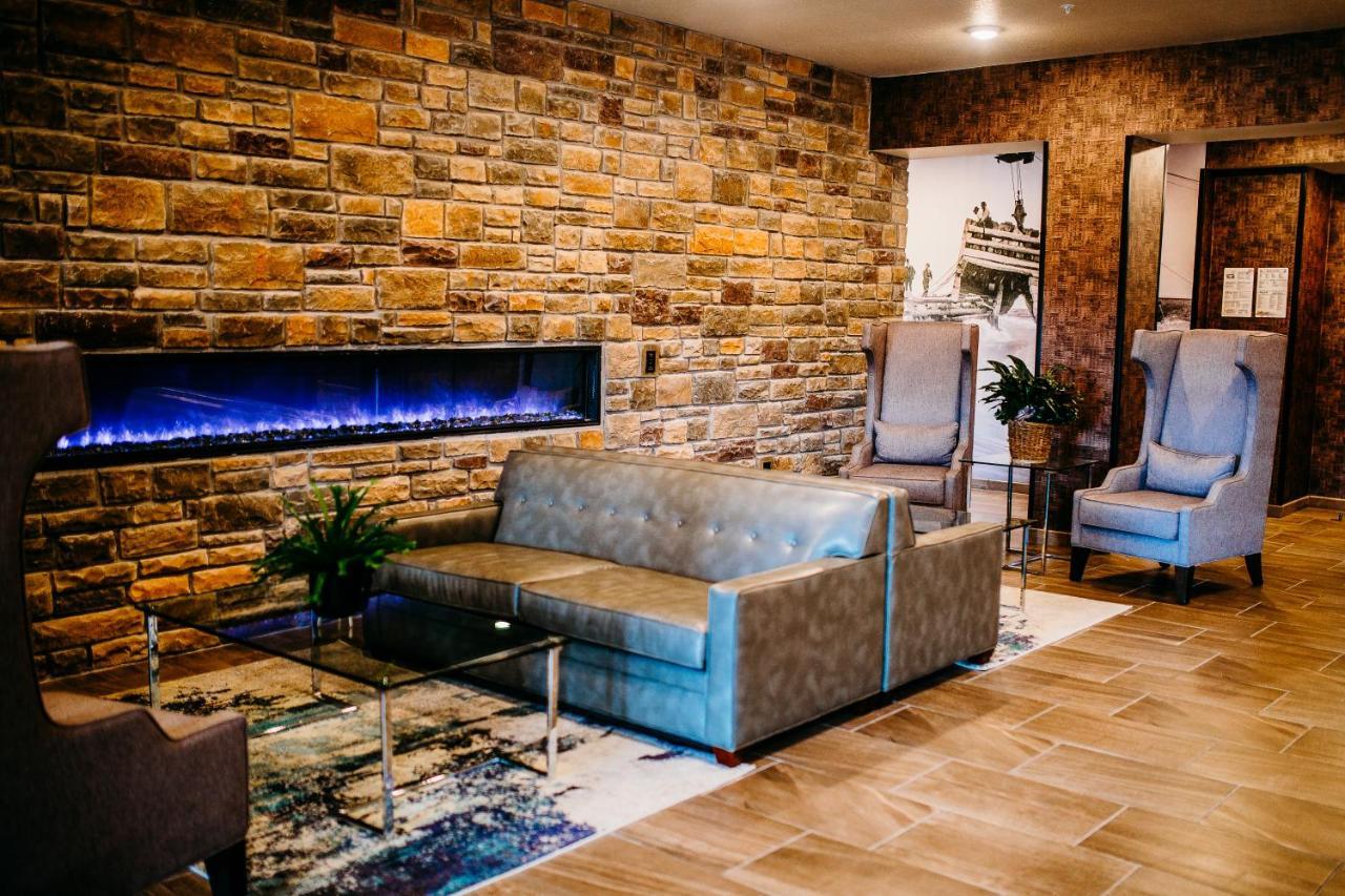 Cobblestone Hotel & Suites International Falls Exteriör bild