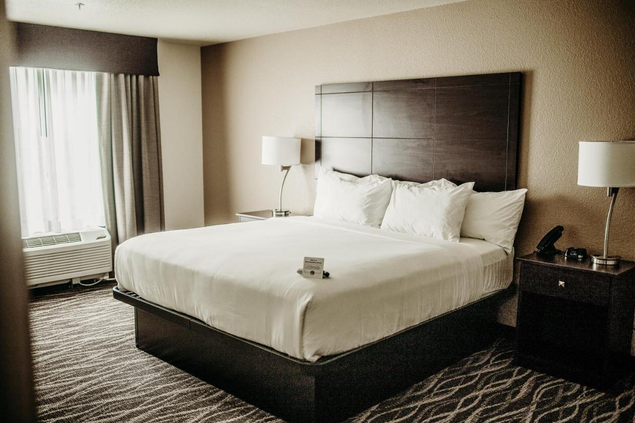 Cobblestone Hotel & Suites International Falls Exteriör bild