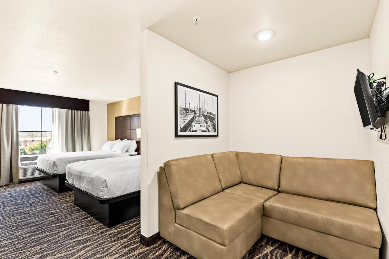 Cobblestone Hotel & Suites International Falls Exteriör bild